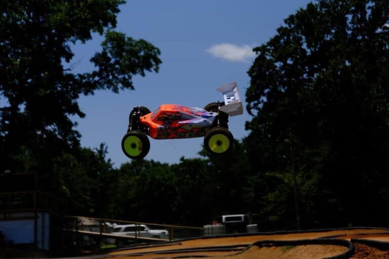 Shaws RC Track Cover 768x512