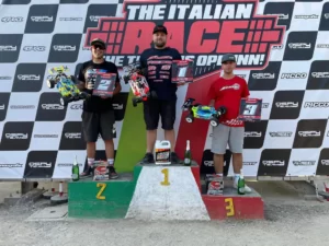 Elliott Boots Wins the Italian race | RCTracks.io