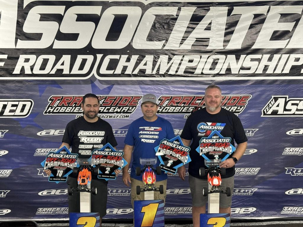 2023 Team Associated RC Race - 40+ 2wd Buggy Podium | RCTracks.io